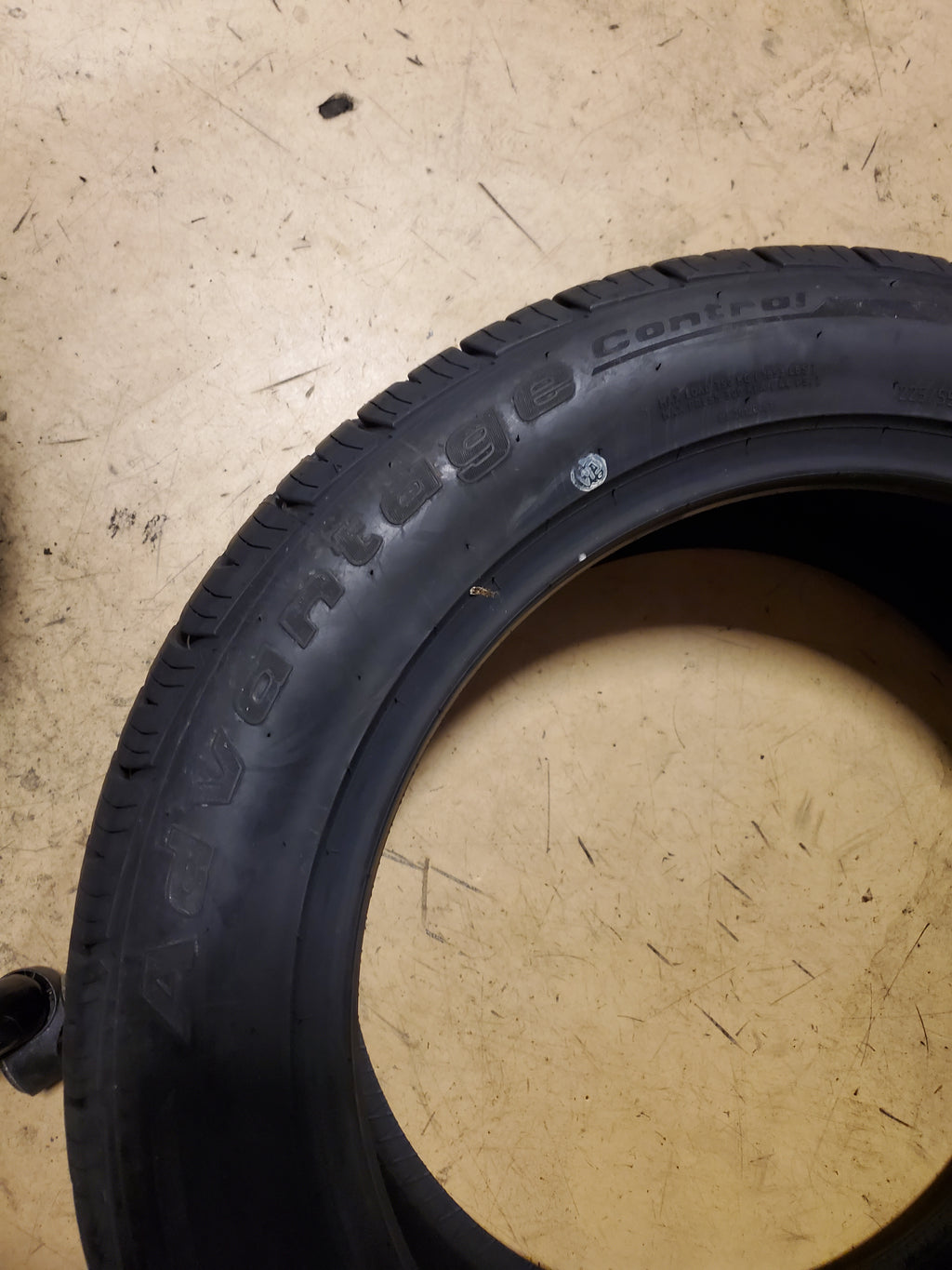BFGOODRICH ADVANTAGE CONTROL BSW P 225 55 18 98H ALL SEASON TIRE 17818