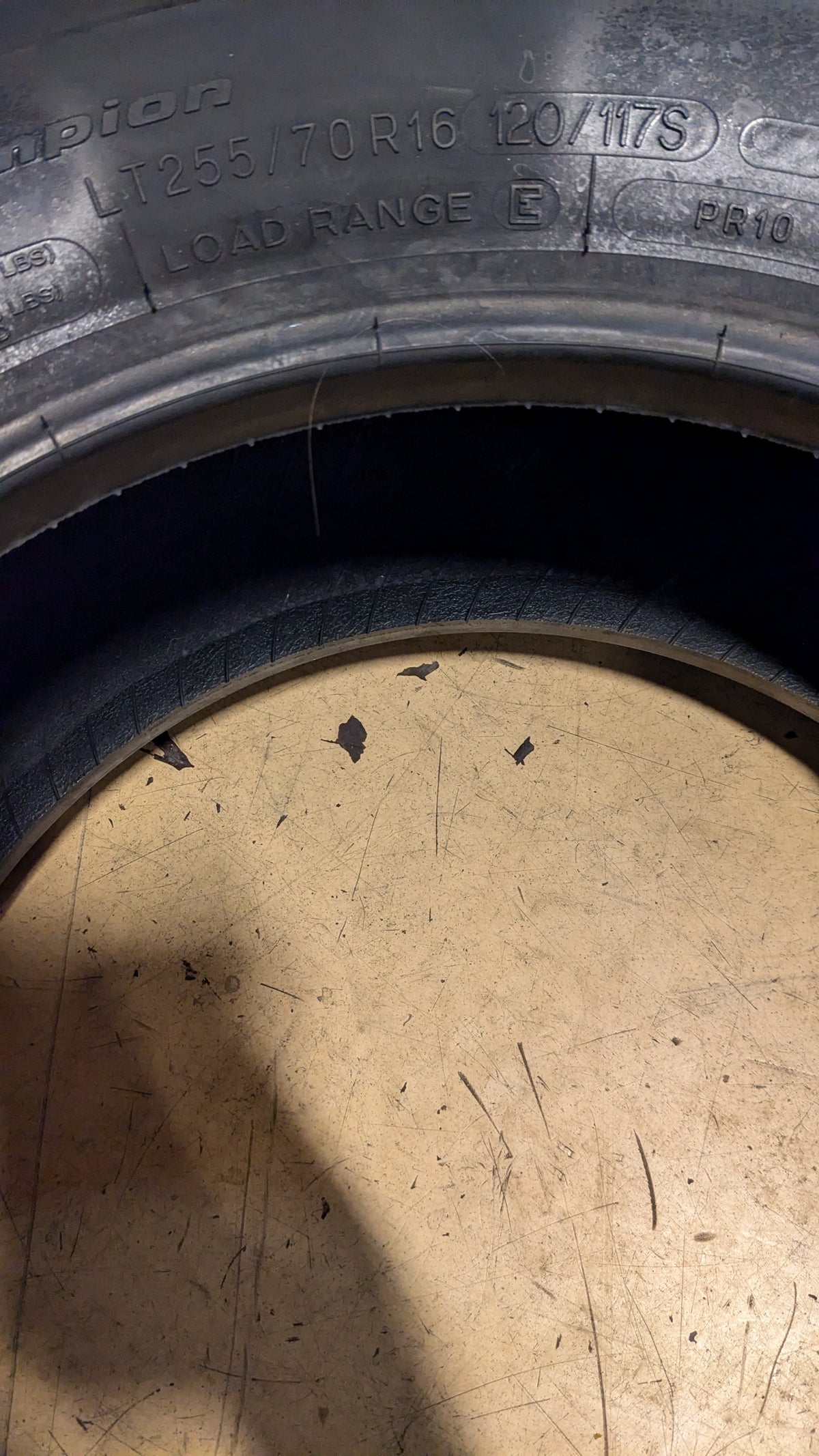 2 BFGOODRICH ALL TERRAIN T/A KO2 BSW P 255 70 16 120/117S 10PLY TIRE 65289