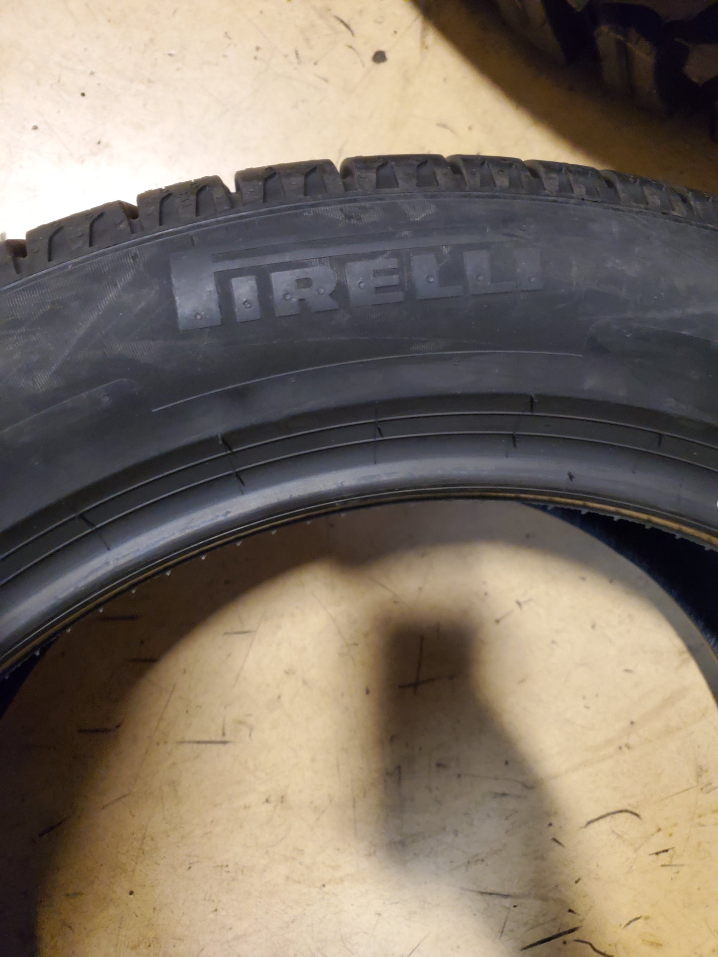 PIRELLI P7 ALL SEASON PLUS BSW P 235 50 18 97V ALL SEASON TIRE 4223000