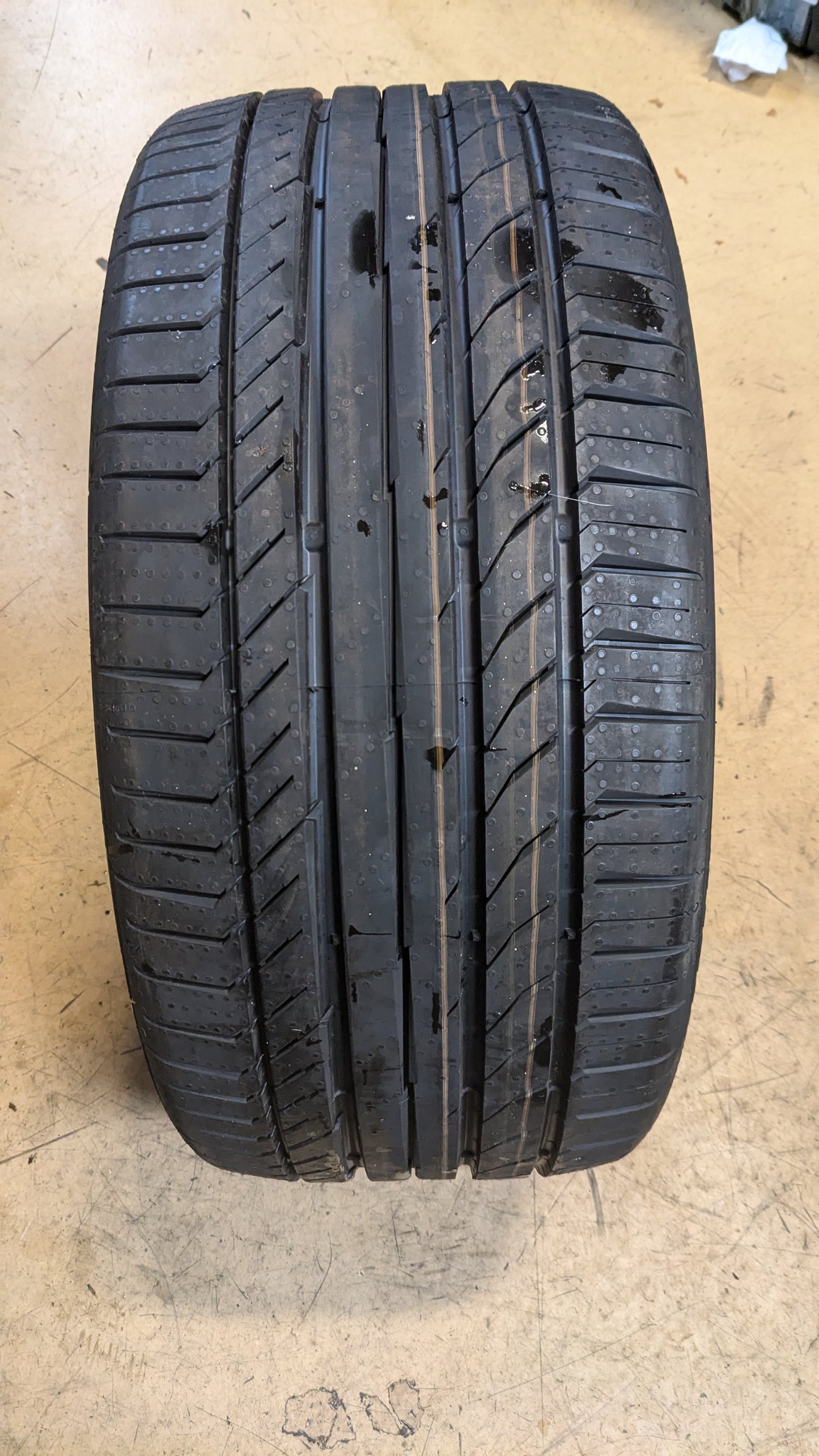 CONTINENTAL CONTISPORTCONTACT 5 MOE SSR BSW P 245 35 19 93Y XL 03562720000