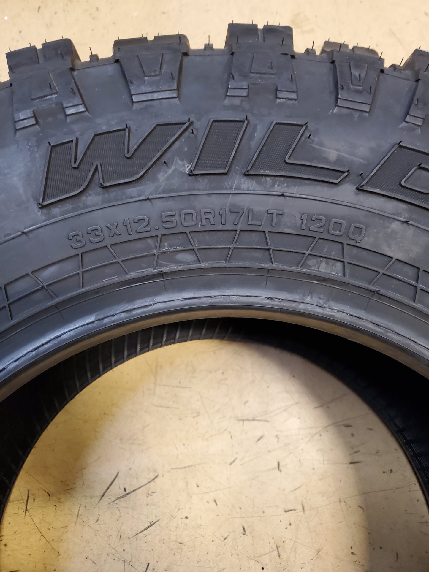 2 NOS FALKEN WILDPEAK MT01 LT 33 12.50 17 120Q 10PLY MUD TERRAIN TIRE 28516710