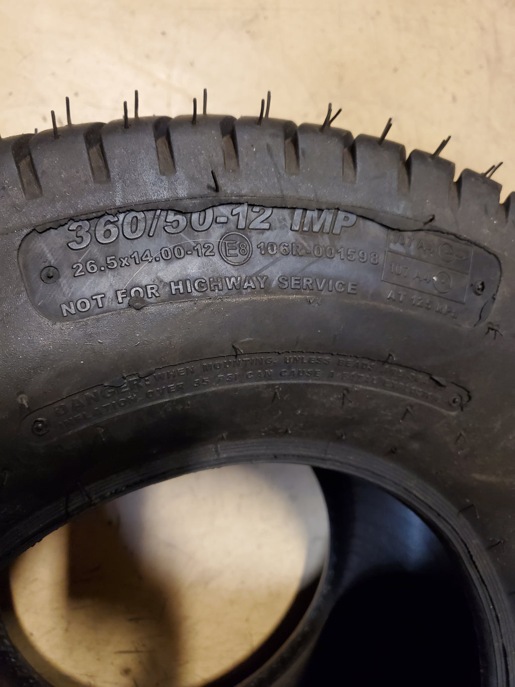 CARLSTAR ULTRA TRAC BSW 26.5 14 12 106R 4PLY LAWN TIRE 529386