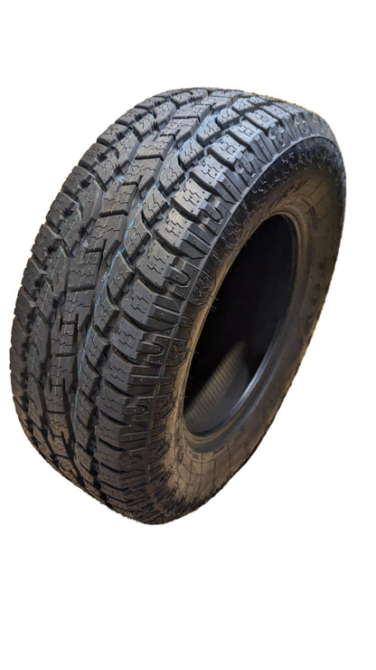 NOS TOYO OPEN COUNTRY AT2 BSW P 255 65 16 109H ALL SEASON TIRE 196570