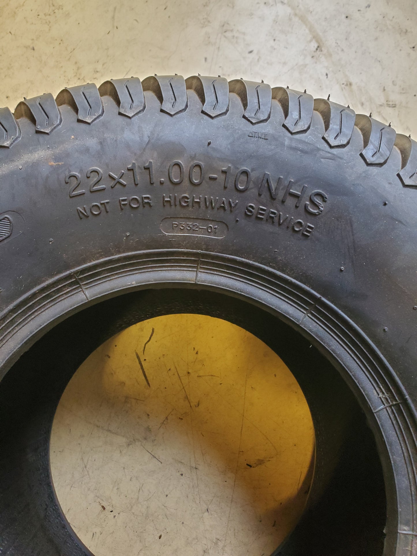 WANDA P332 BSW 22 11 10 4PLY LAWN TIRE 13045