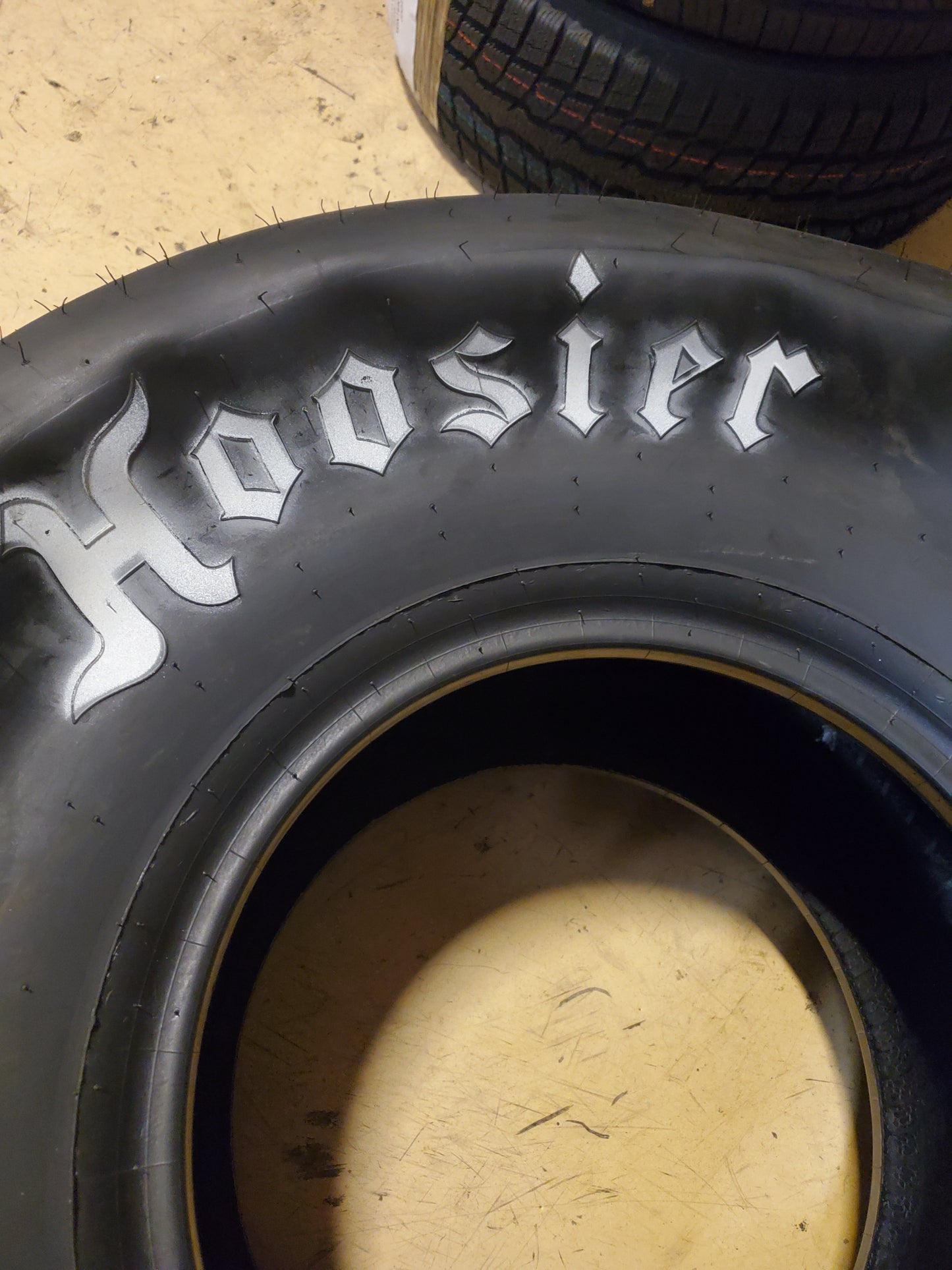 HOOSIER D05 BSW 33 15 15 DRAG TIRE 18370D05