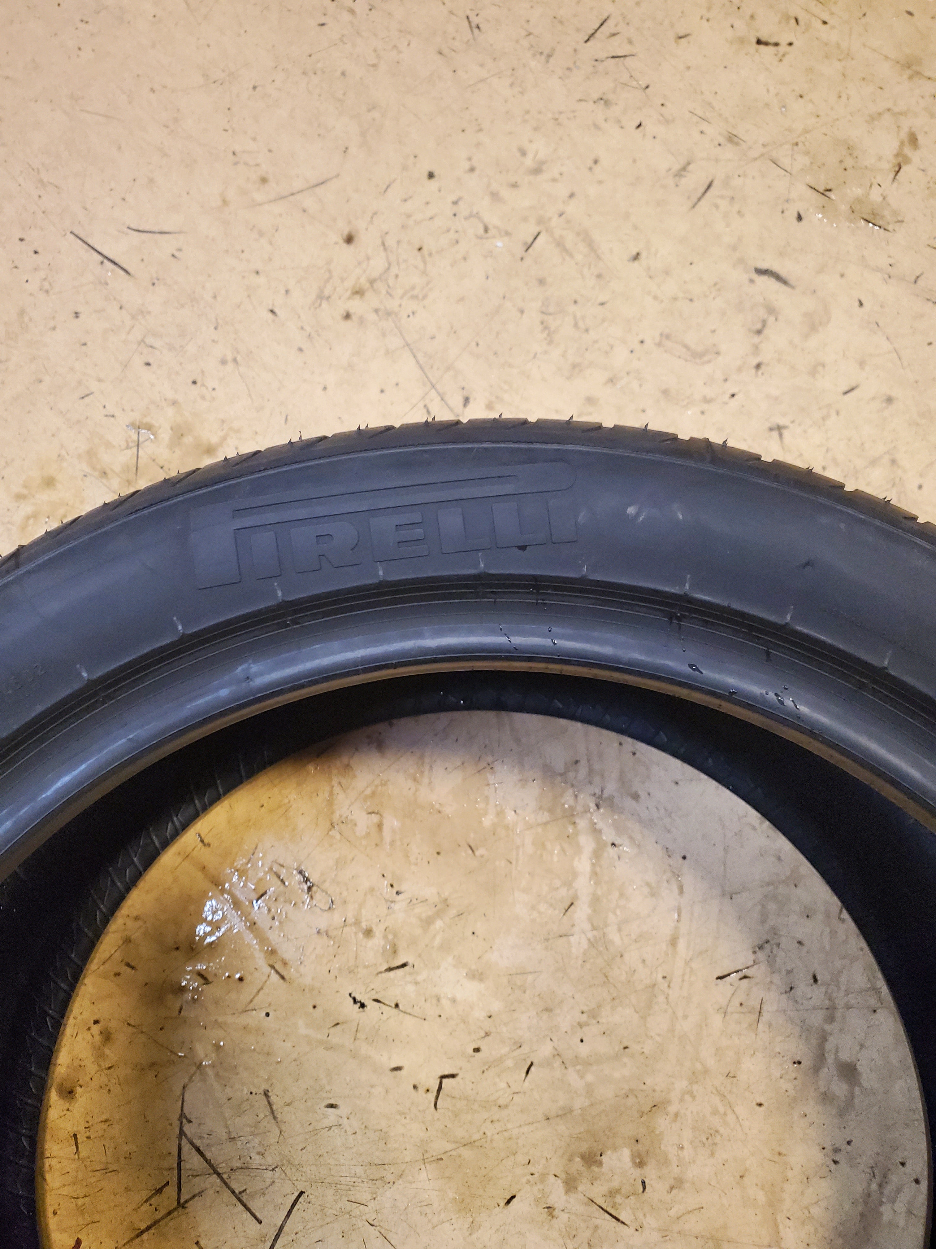 NOS PIRELLI P ZERO BSW P 255 40 18 99Y XL UHP TIRE 2027700