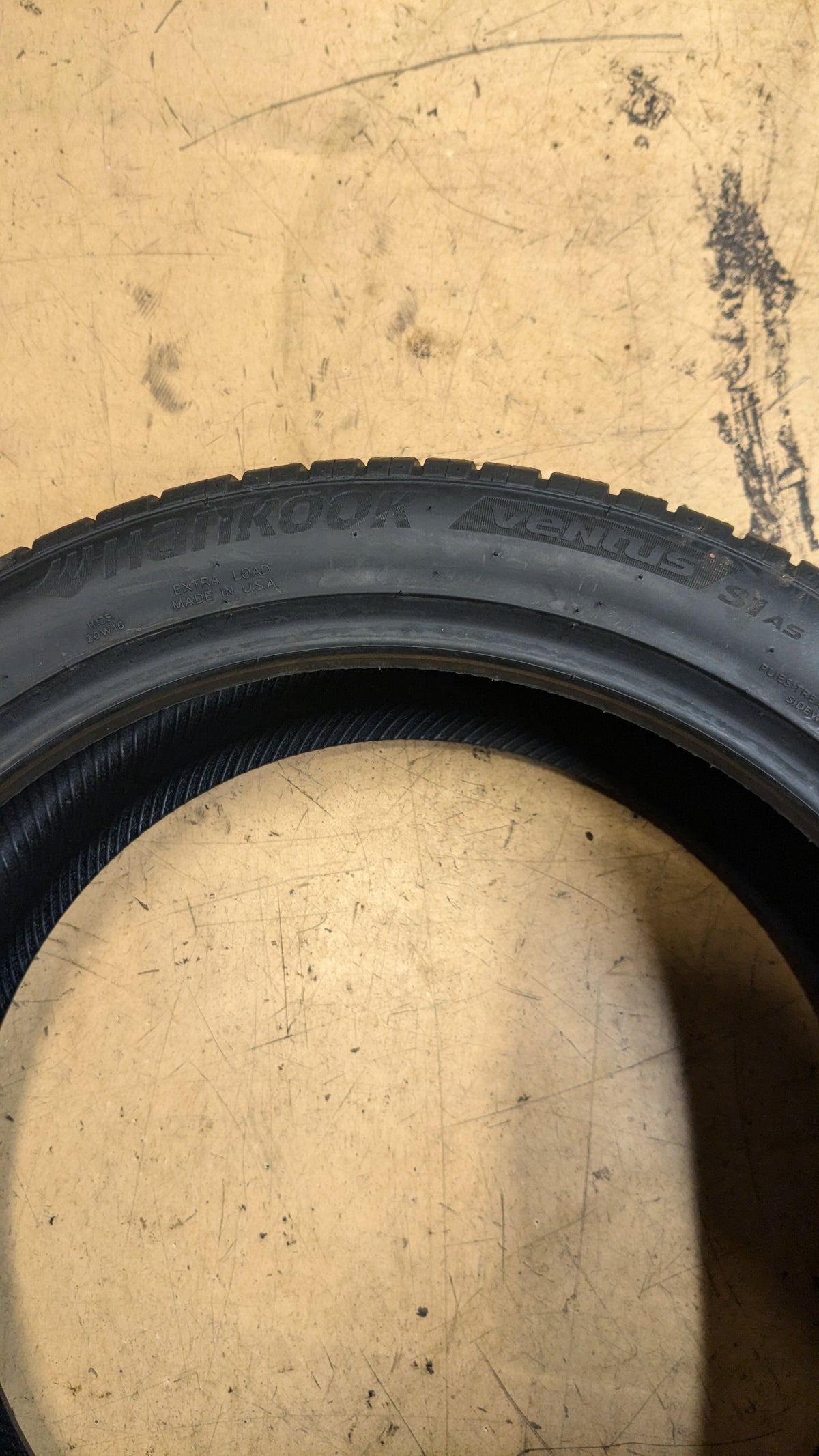 HANKOOK VENTUS S1 AS BSW P 255 40 20 101Y XL UHP TIRE 1028567