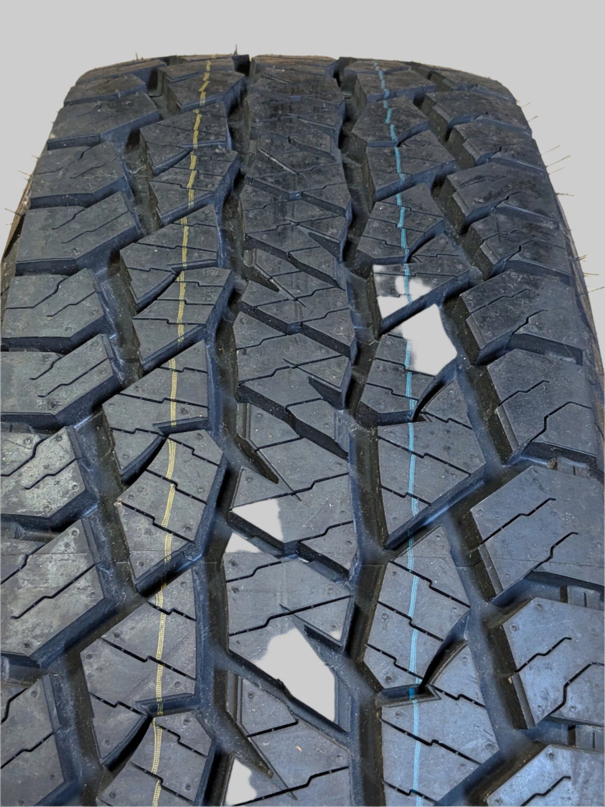 HANKOOK DYNAPRO AT2 WL LT 275 70 17 121/118S LRE 10 PLY ALL TERRAIN TIRE 2021650