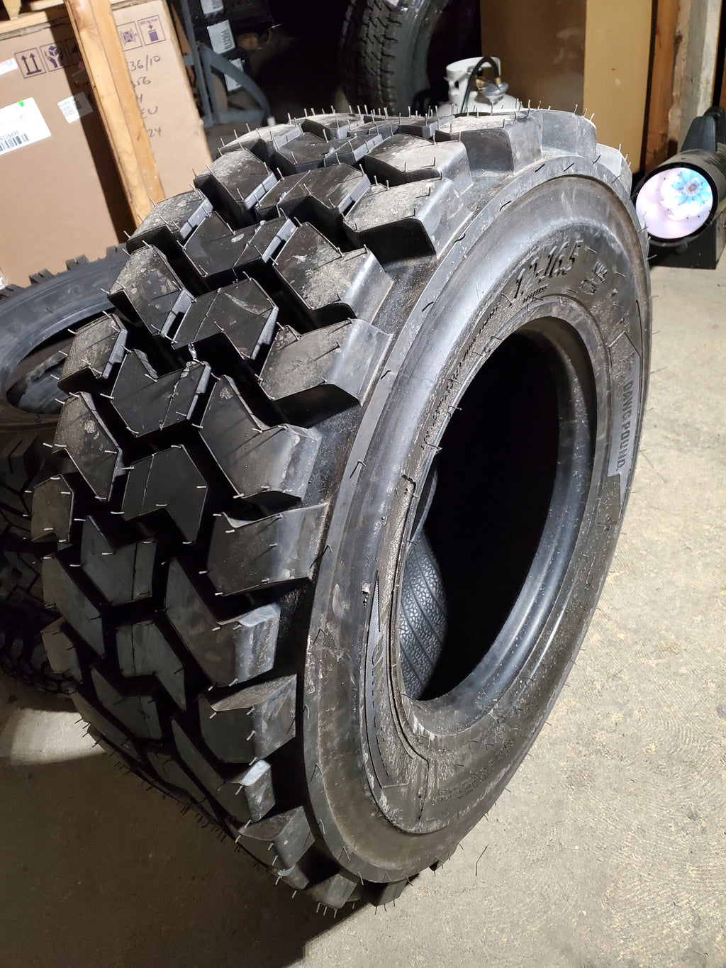 DAWG POUND RUFF DAWG BSW  12 16.5 12PLY SKID STEER TIRE 81894878