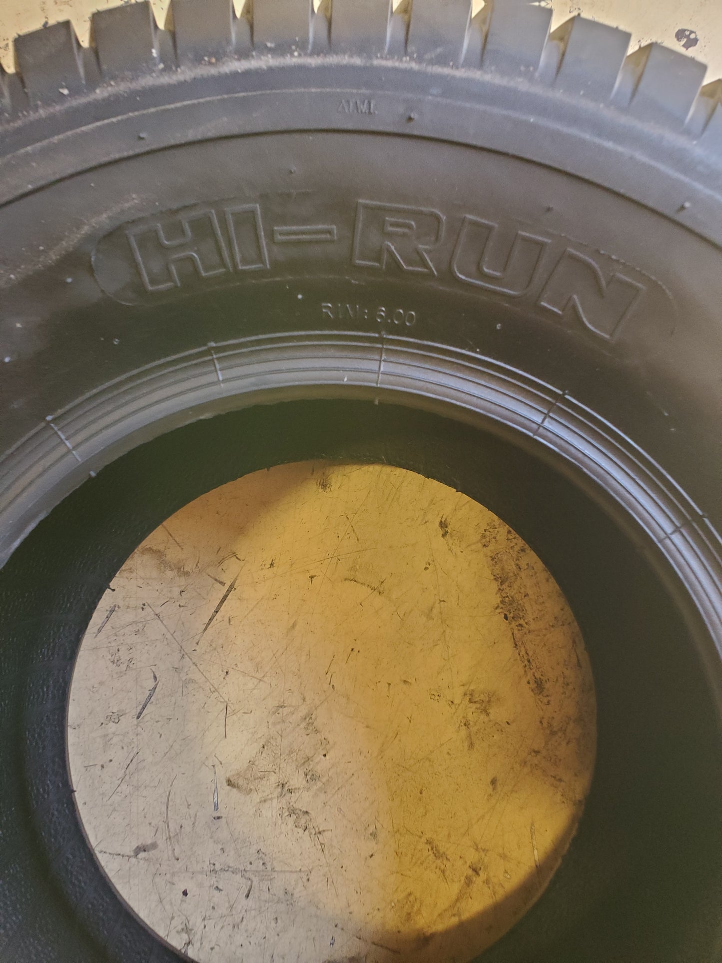 HI-RUN SU05 BSW 20 10 10 4PLY LAWN TIRE WD1140