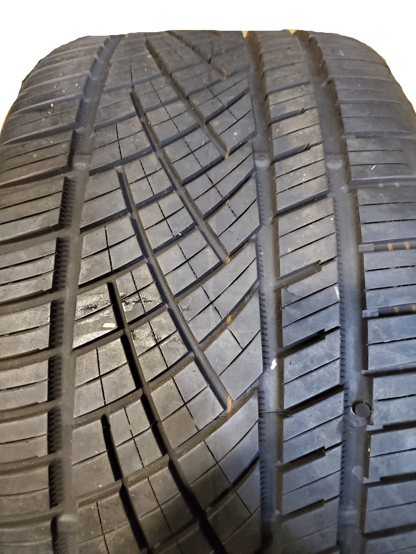 CONTINENTAL EXTREME CONTACT DWS 06 PLUS P 285 30 20 99Y XL TIRE 15573480000