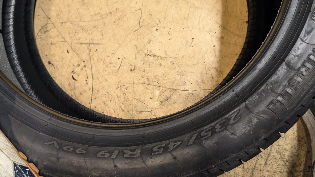 PIRELLI SCORPION ZERO ASIMMETRICO P 235 45 19 99V XL ALL SEASON TIRE 2658600