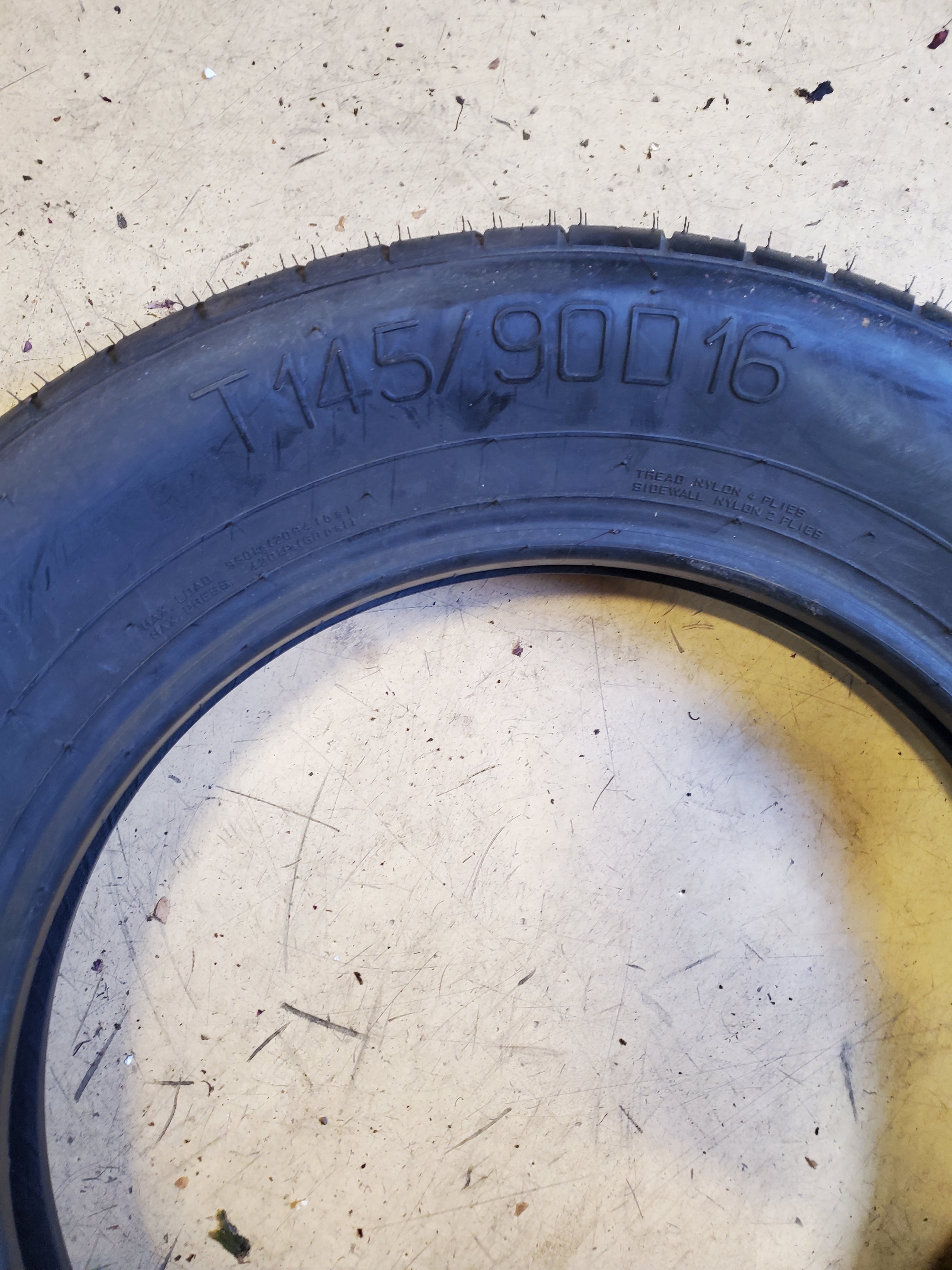 KUMHO 131 ORIGINAL EQUIPMENT BSW T 145 90 16 SPARE TIRE 5008233