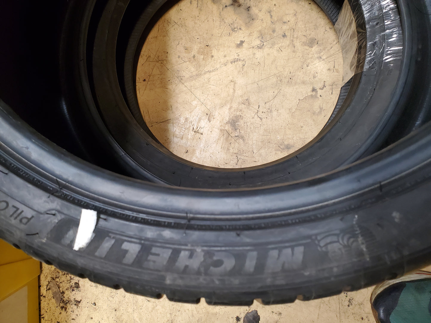 MICHELIN SPORT ALL SEASON 4 BSW P 285 30 19 98Y XL ALL SEASON TIRE 30695