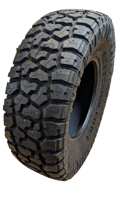 BLACKHAWK RIDGECRAWLER R/T BSW LT 37 12.5 18 128Q 10PLY TIRE 1600477K
