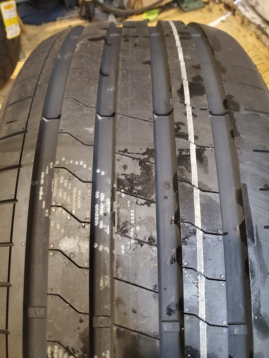COOPER ZEON CROSSRANGE (MO) BSW P 265 50 20 111H XL UHP TIRE 160086014