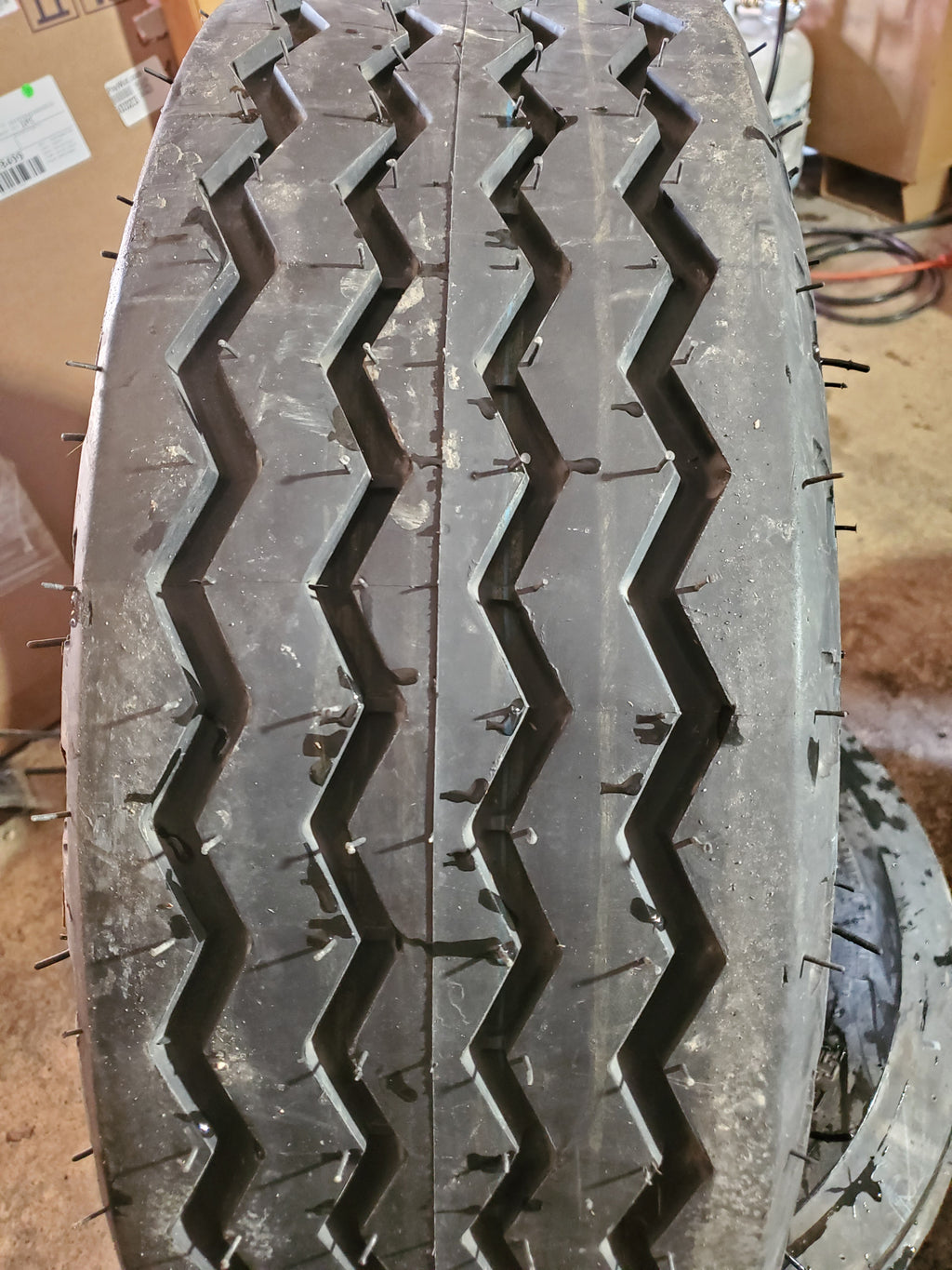 MAXDURA 4600 BSW  11L 16 116A8 12PLY INDUSTRIAL TIRE 058117625
