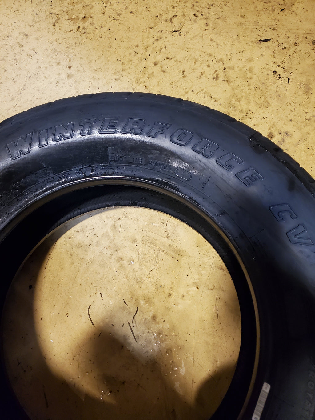 2 FIRESTONE WINTERFORCE CV BSW P 235 65 16C 121/119R 10PLY WINTER TIRE 005842