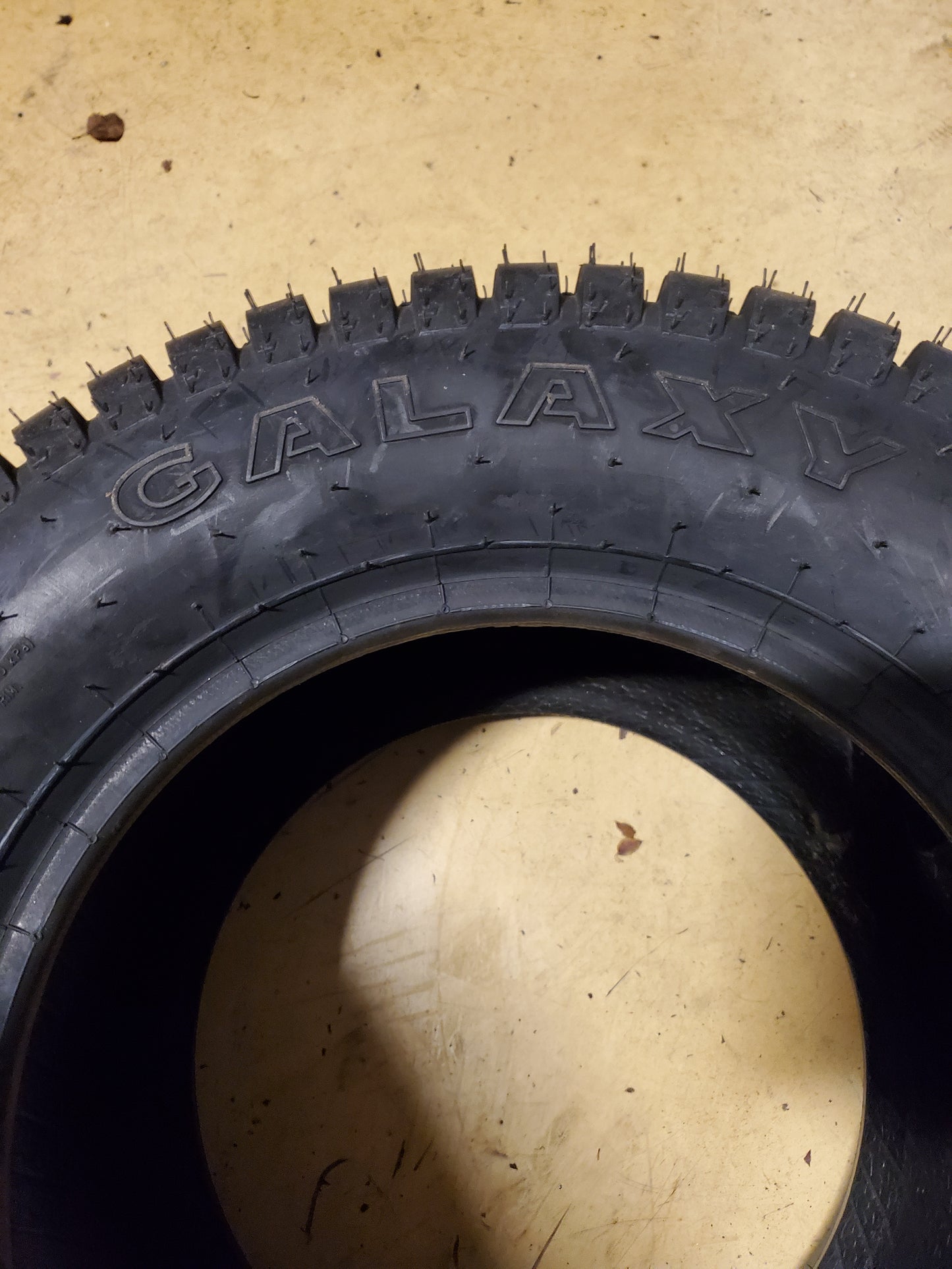 GALAXY MIGHTY MOW-TS BSW 23 10.5 12 6PLY LAWN TIRE 485075