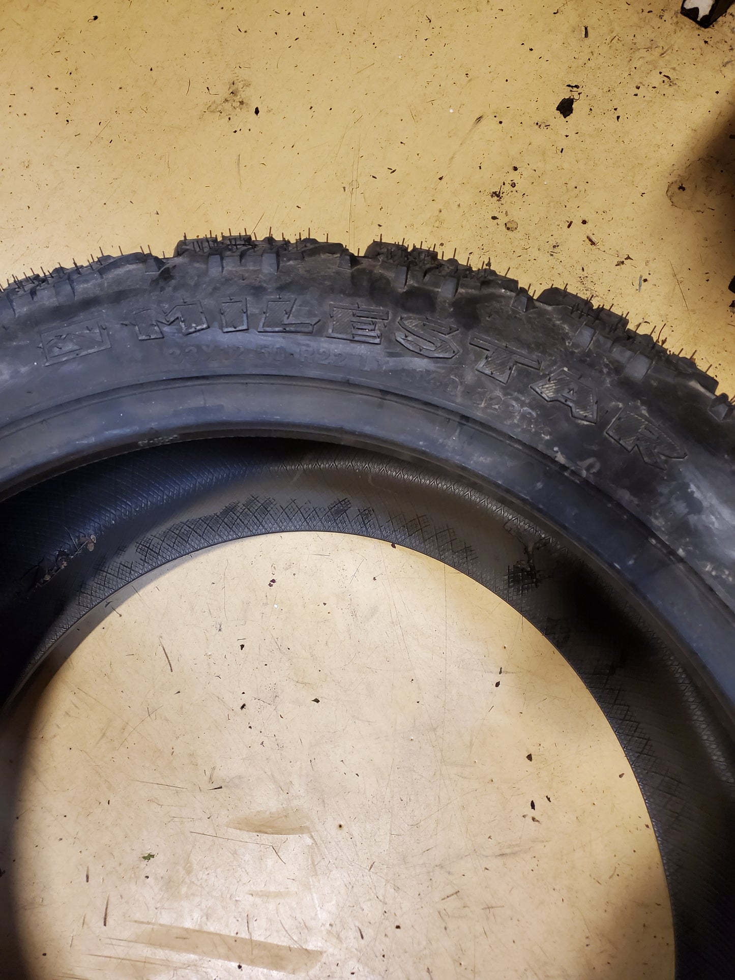 MILESTAR PATAGONIA M/T BSW LT 33 12.5 22 114Q 12PLY MUD TIRE 22247203