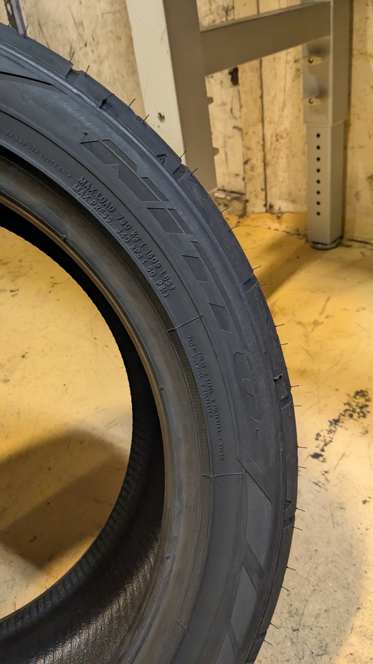 2 NITTO NT555 G2 BSW P 235 45 17 97W XL UHP TIRE 211370