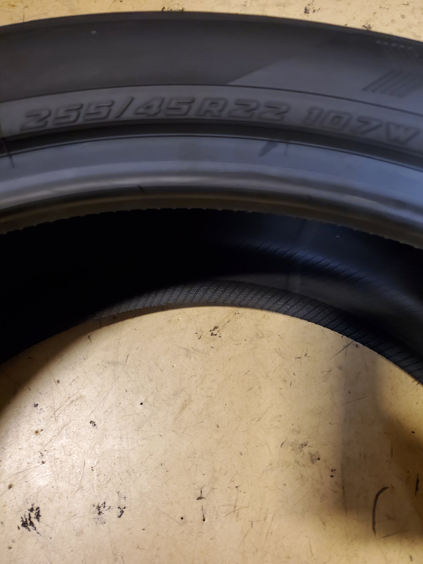 YOKOHAMA GEOLANDAR X-CV G057 BSW P 255 45 22 107W XL ALL SEASON TIRE 110157042