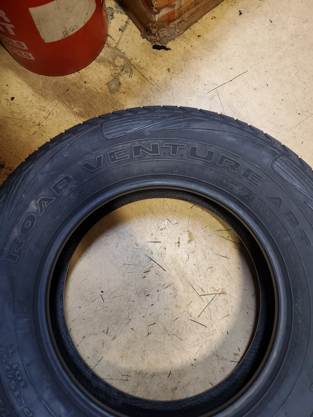 KUMHO ROAD VENTURE APT KL51 BSW P 215 75 16 101T HIGHWAY TIRE 2102893
