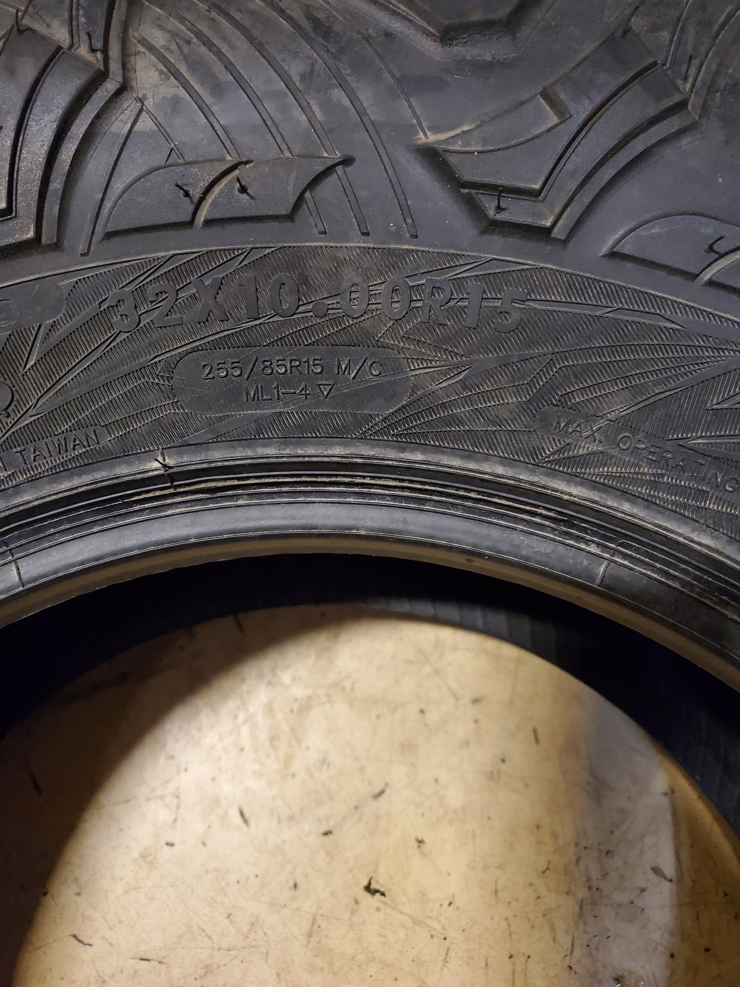 MAXXIS ML1 CARNIVORE BSW 32 10 15 8PLY ATV/UTV TIRE TM00186800