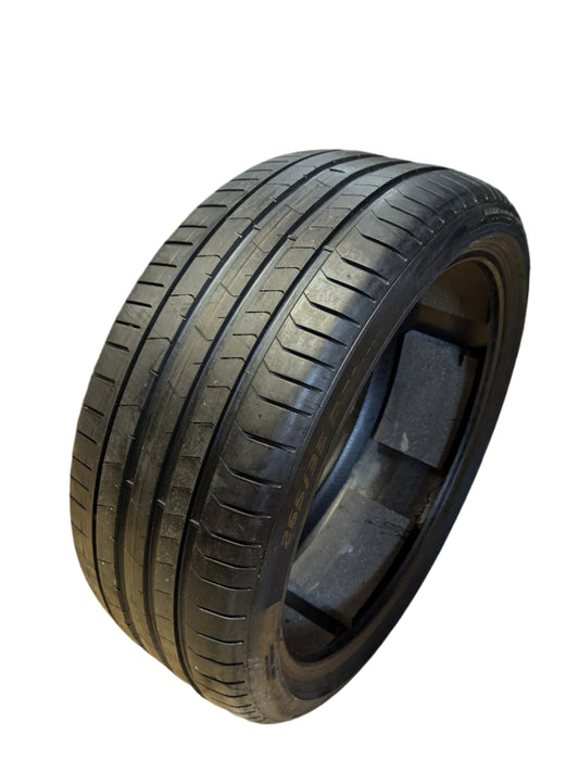 PIRELLI P ZERO PZ4 (AO) AUDI W/ FOAM P 265 35 21 101Y XL UHP SUMMER TIRE 2523900