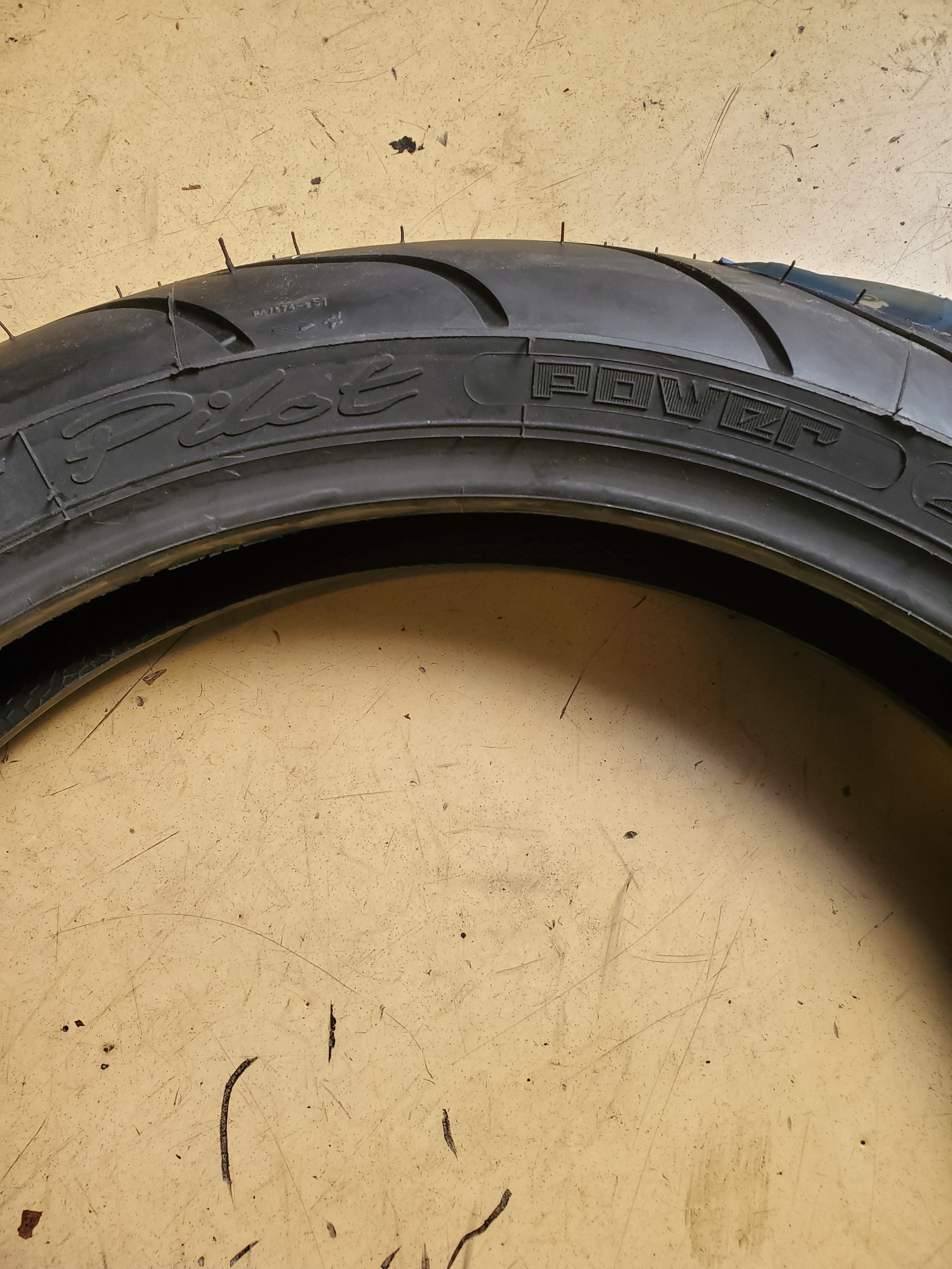 MICHELIN PILOT POWER 2CT BSW 120 70 17 58W FRONT MOTORCYCLE TIRE 03010081