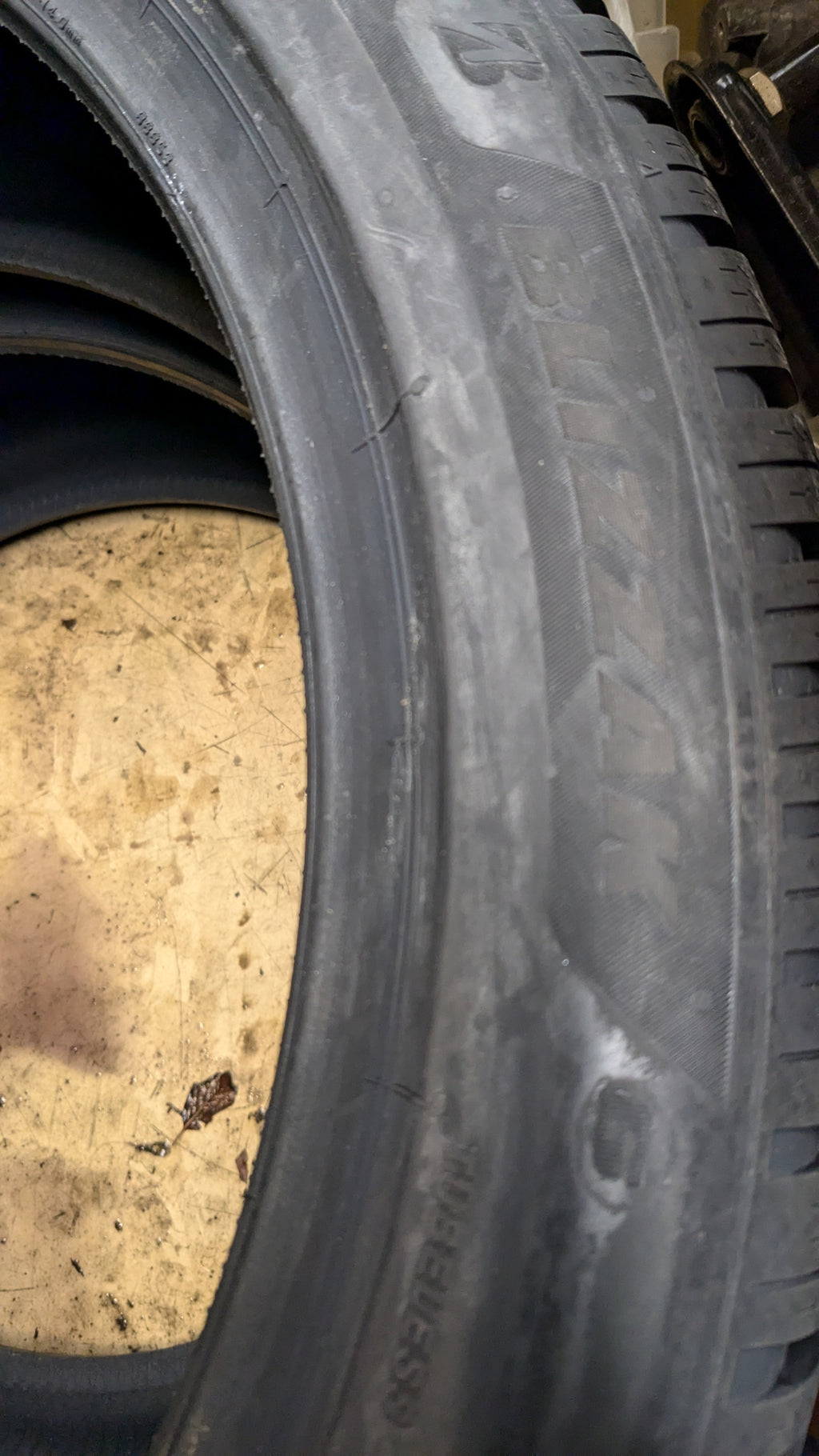 2 BRIDGESTONE BLIZZAK 6 RWL P 255 45 20 105W WINTER TIRE 014677