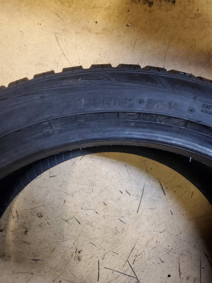 FALKEN EUROWINTER HS01 BSW P 225 45 18 95V XL WINTER TIRE 28522824
