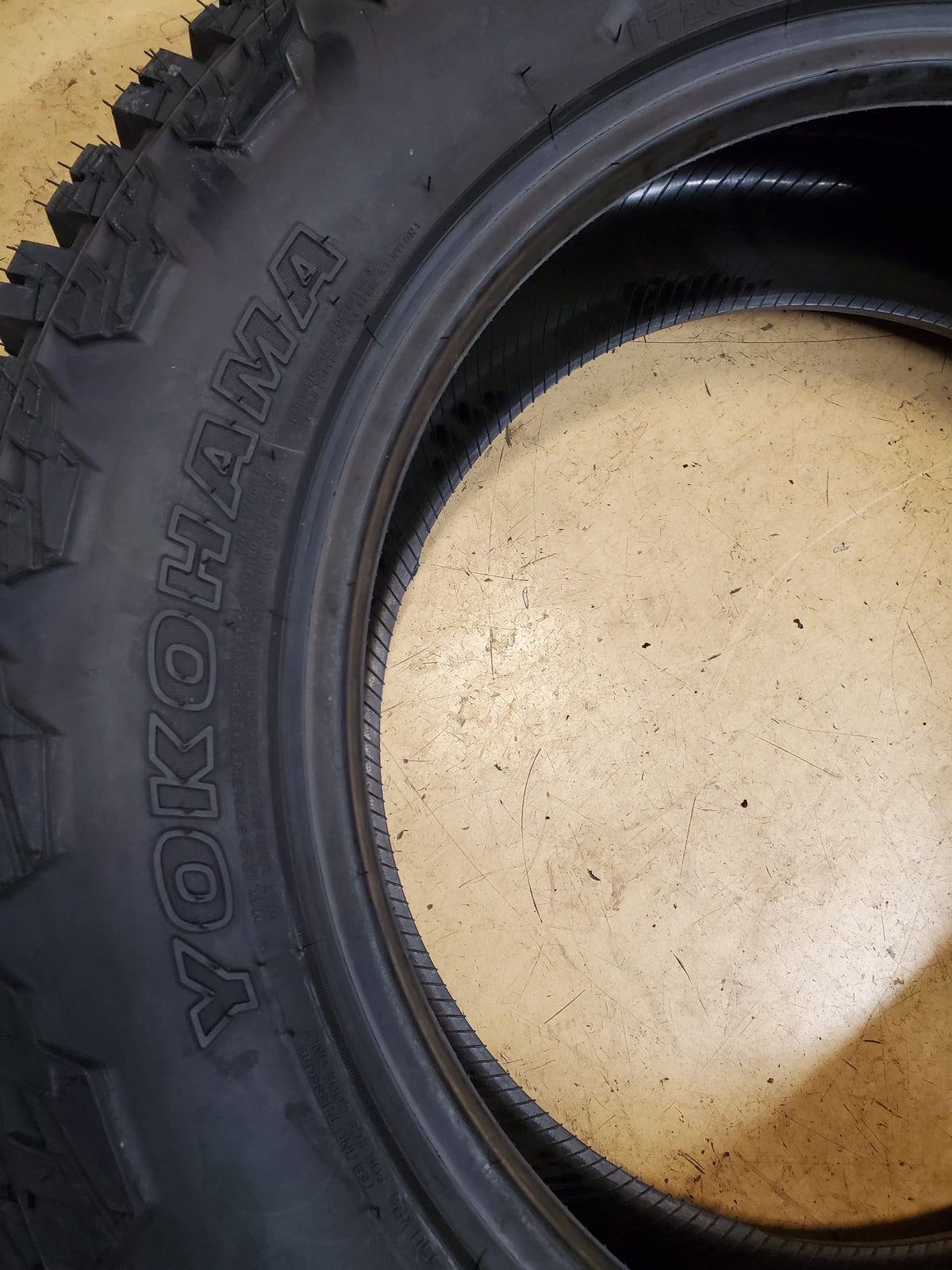 2 YOKOHAMA GEOLANDER A/T XD BSW LT 265 60 20 121/118Q 10PLY TIRE 110117122