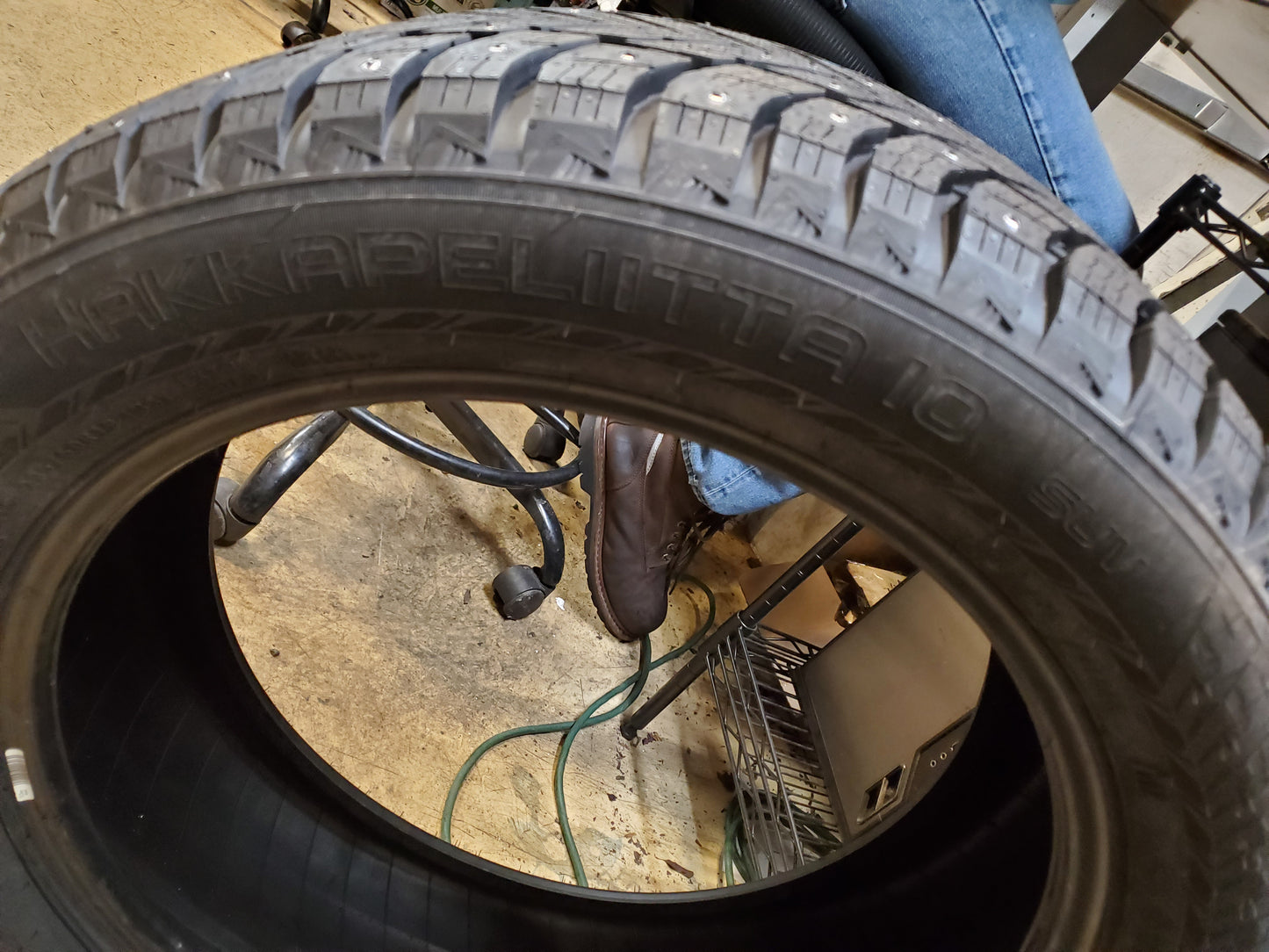 2 NOKIAN HAKKAPELITTA 10 SUV (STUDDED) BSW LT 235 50 18 103T XL WINTER TIRE TS32484