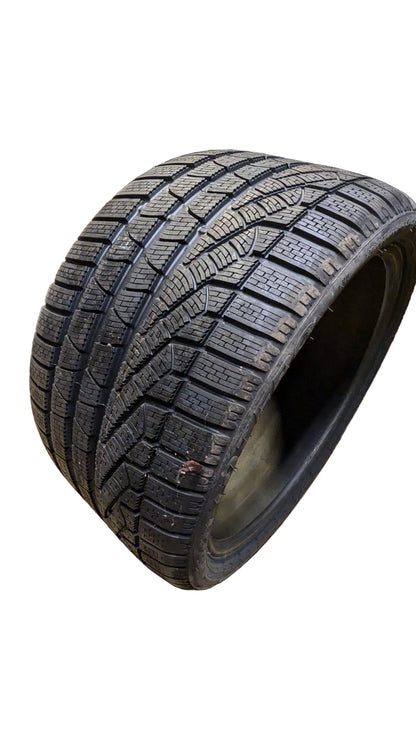 PIRELLI SOTTOZERO W240 SERIES II BSW P 295 30 20 97V WINTER TIRE 1864300