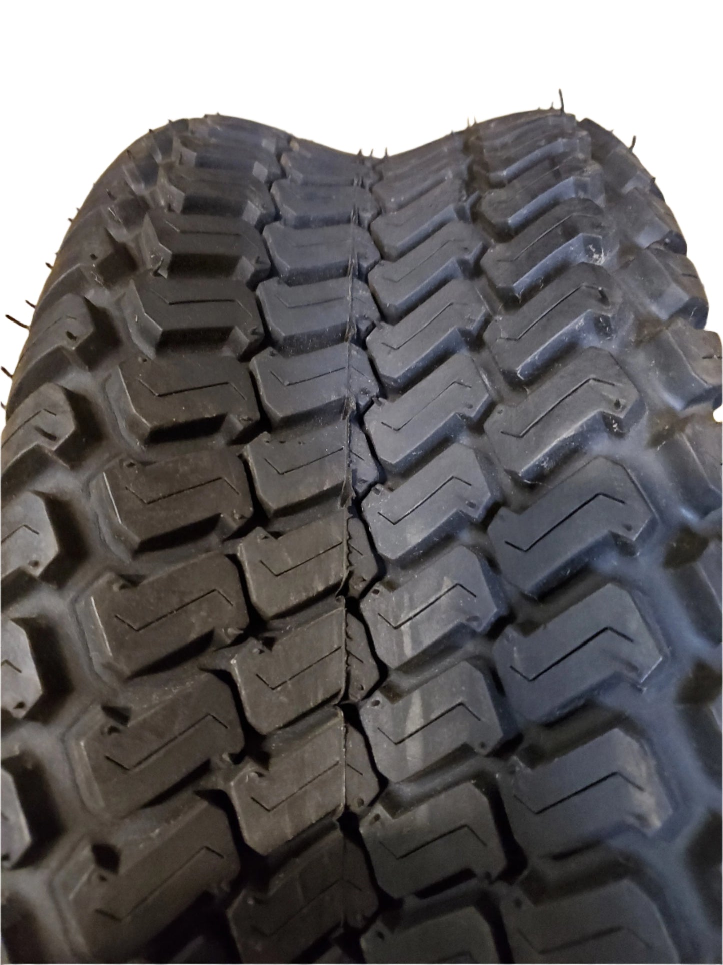 CARLISLE MULTI TRAC C/S 93A4 BSW  24 9.5 12 106R 4PLY LAWN TIRE 574338