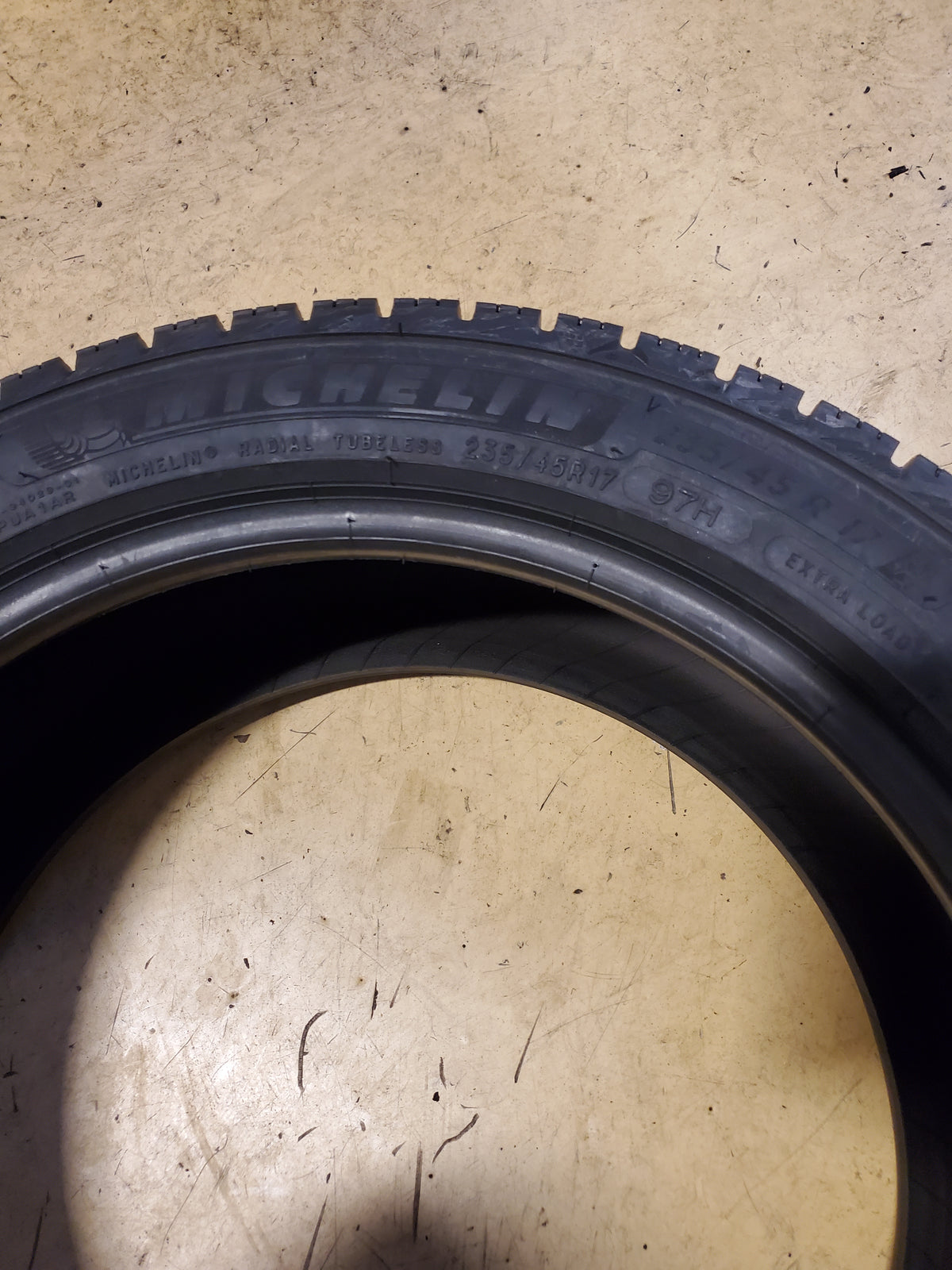 MICHELIN X-ICE SNOW BSW P 235 45 17 97H XL WINTER TIRE 69944