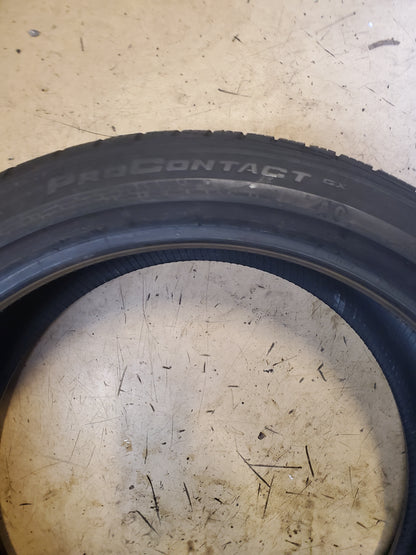 2 USED 9/32” CONTINENTAL PROCONTACT GX (AO) P 255 35 19 96H XL TIRE 15573690000