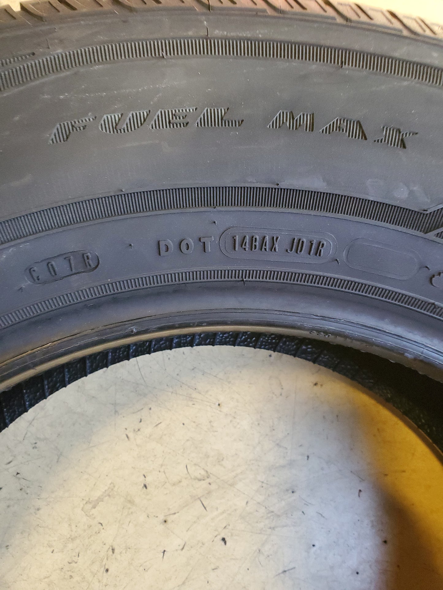 GOODYEAR ASSURANCE CS FUEL MAX BSW P 255 65 18 111T ALL SEASON TIRE 755907383