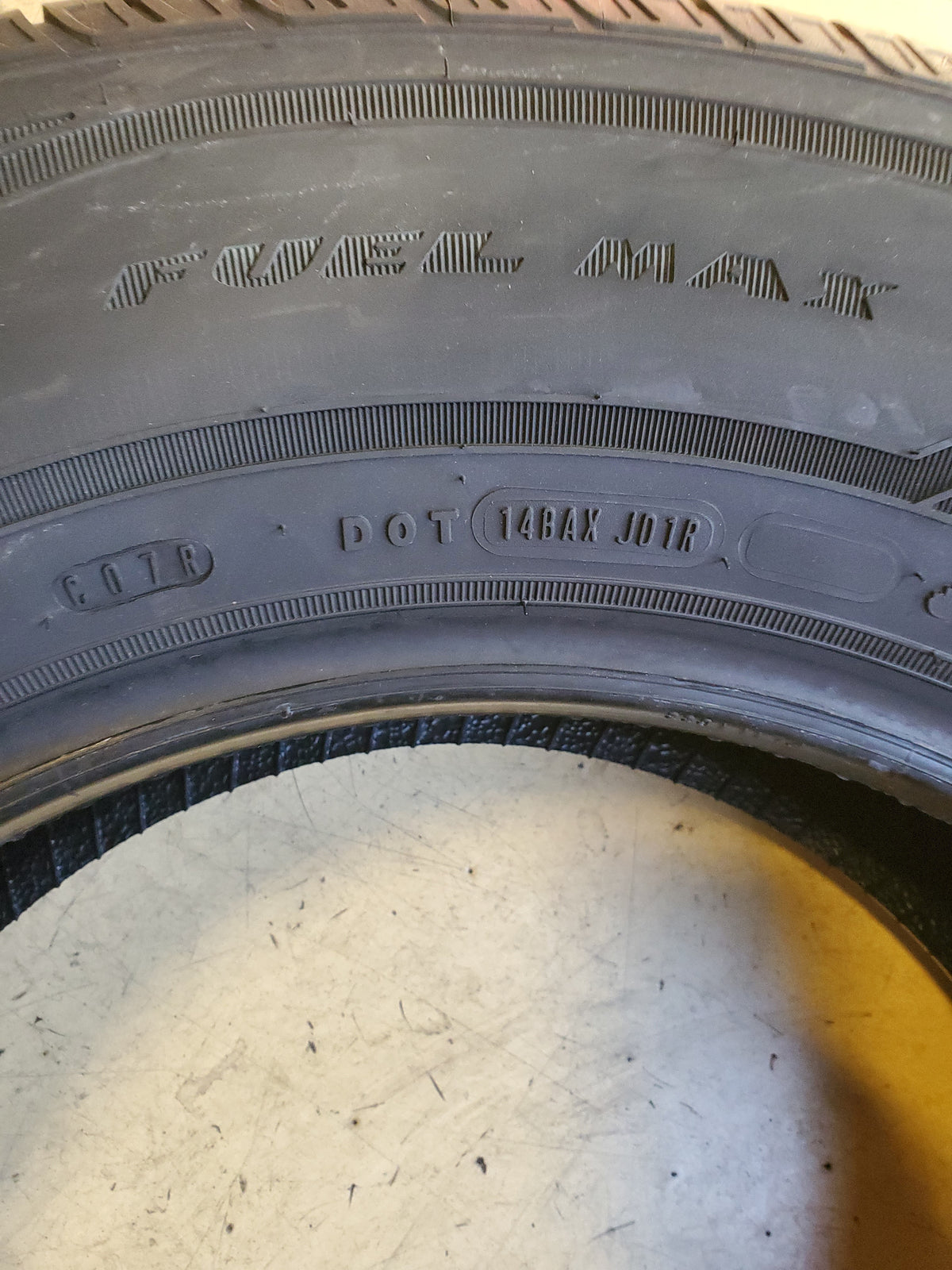 GOODYEAR ASSURANCE CS FUEL MAX BSW P 255 65 18 111T ALL SEASON TIRE 755907383