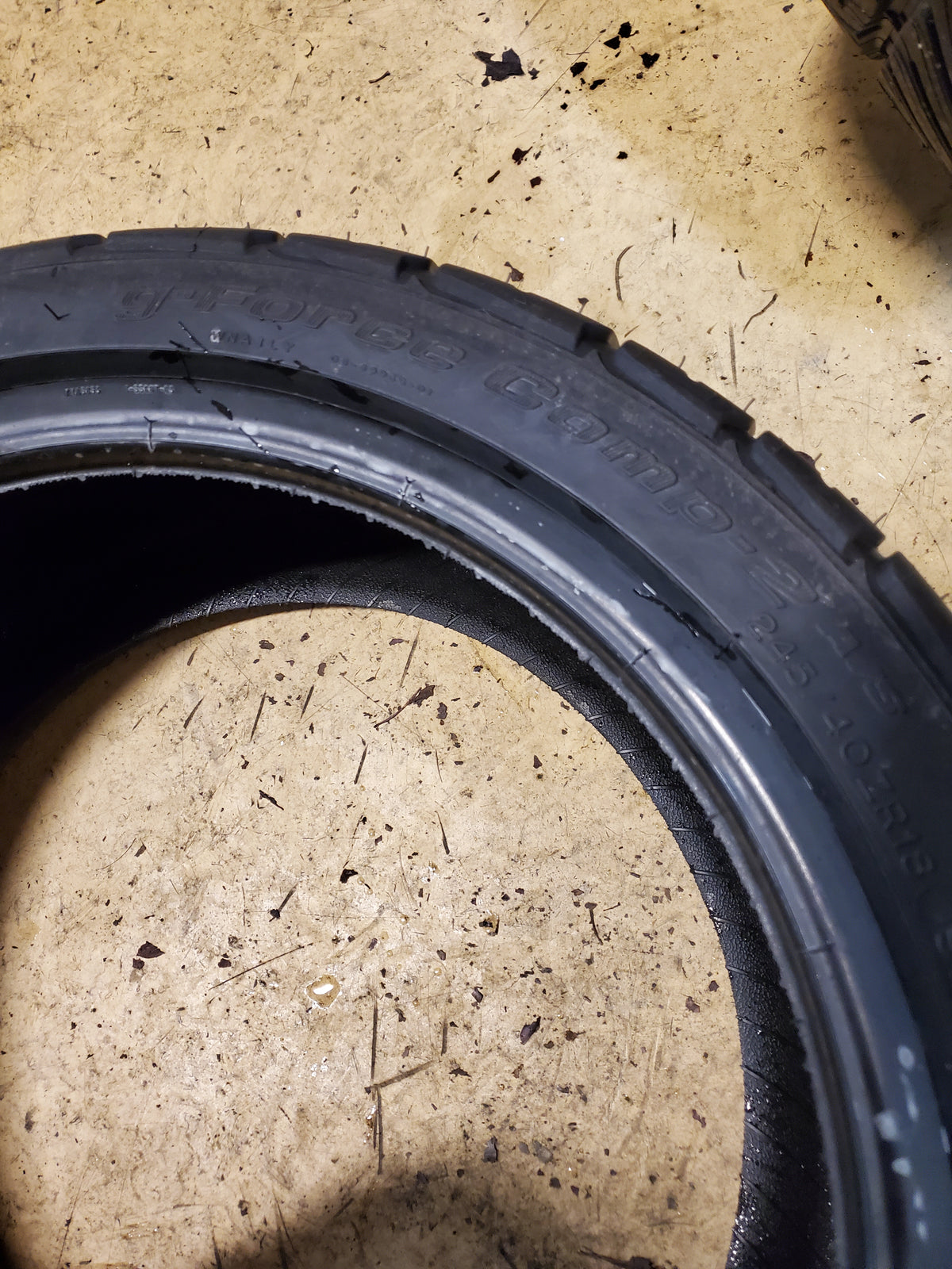 2 BFGOODRICH G-FORCE COMP-2 A/S BSW P 245 40 18 97Y XL UHP TIRE 05226