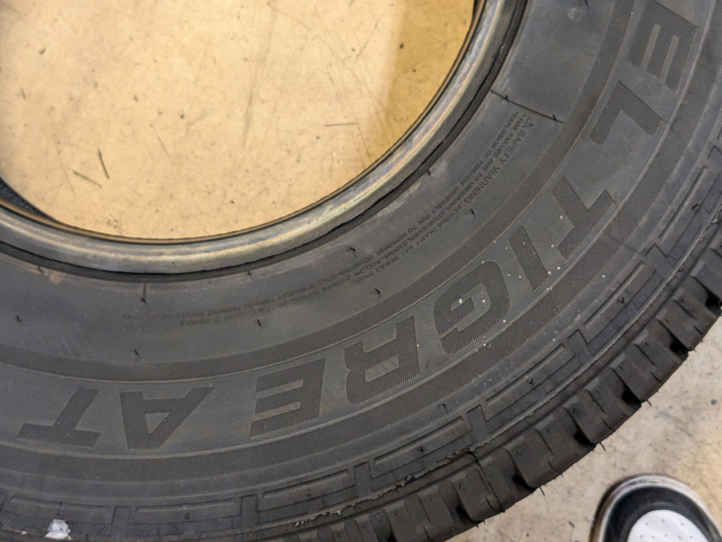 COSMO EL TIGRE A/T BSW LT 285 75 16 126/123S LRE 10PLY ALL TERRAIN TIRE I0086359