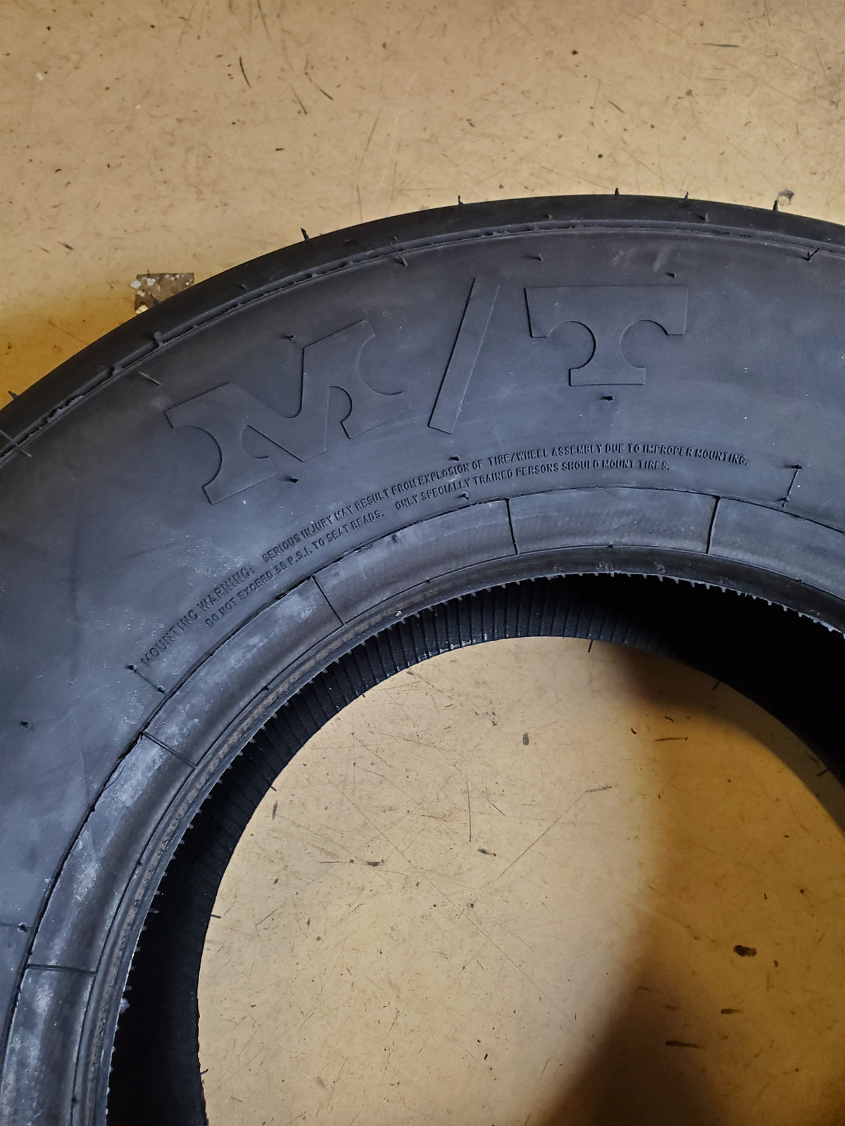 MICKEY THOMPSON PRO BRACKET RADIAL BSW  28 9 15 DRAG SLICK TIRE 90000024497
