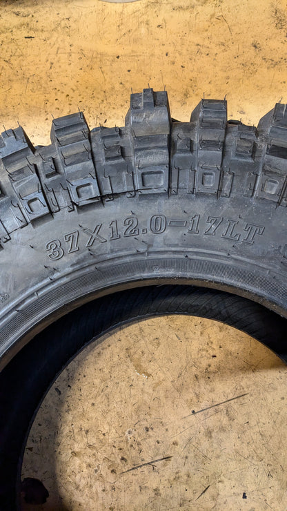 SUPER SWAMPER TSL/SX11 BSW LT 37 12 17 10PLY ALL SEASON TIRE SX2-85