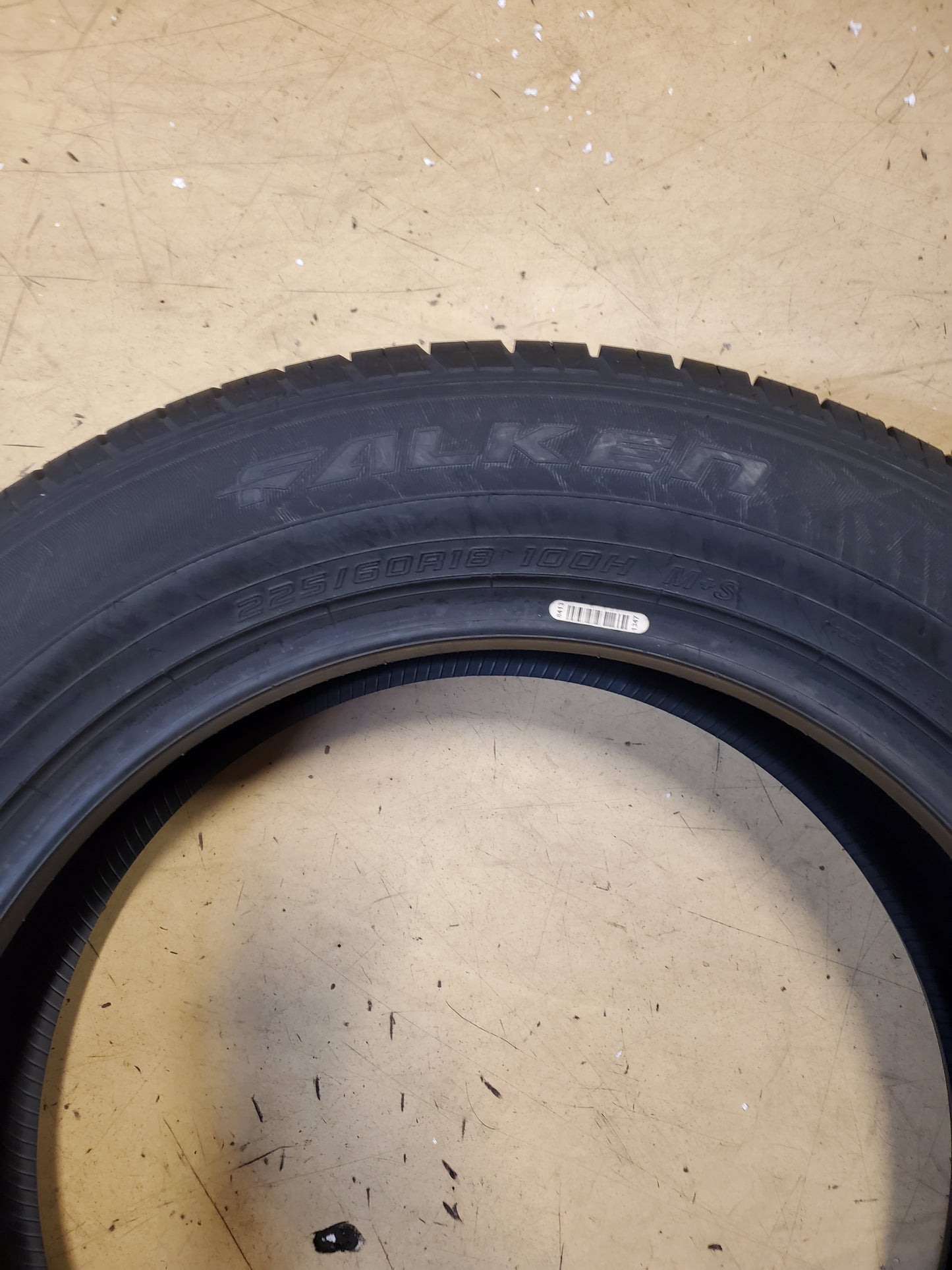 NOS FALKEN ZIEX ZE001 A/S BSW P 225 60 18 100H ALL SEASON TIRE 59000700