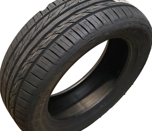 KUMHO ESCTA PS31 BSW P 205 55 16 91W UHP TIRE 2267943