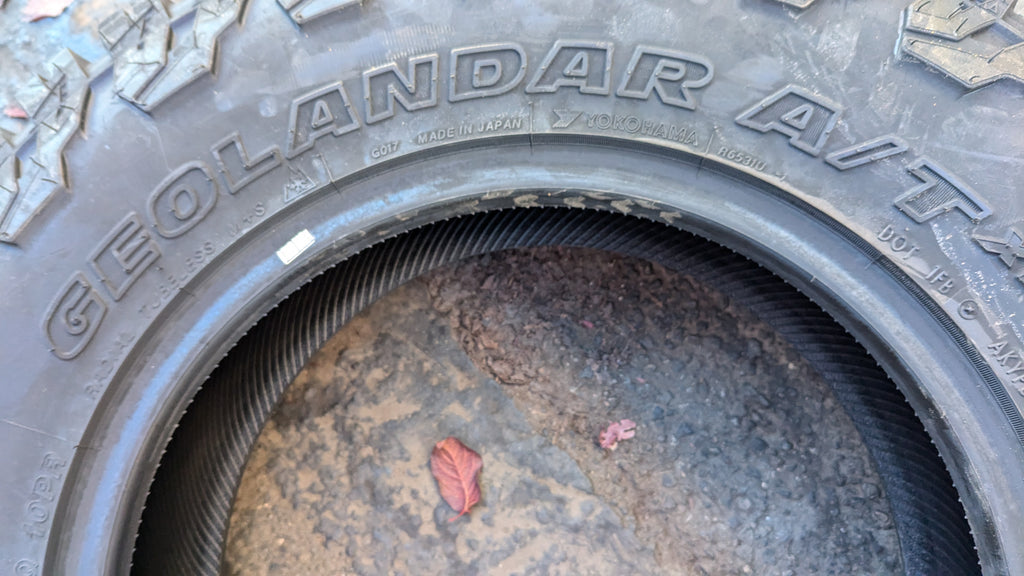 2 YOKOHAMA GEOLANDER A/T XD BSW LT 225 75 16 115/112Q 10PLY TIRE 110117102
