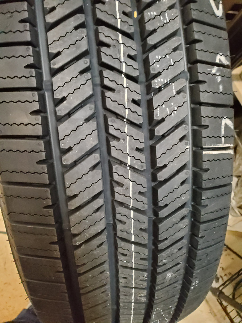 FIRESTONE TRANSFORCE HT2 BSW LT 265 70 18 124/121R 10PLY ALL SEASON TIRE 013869