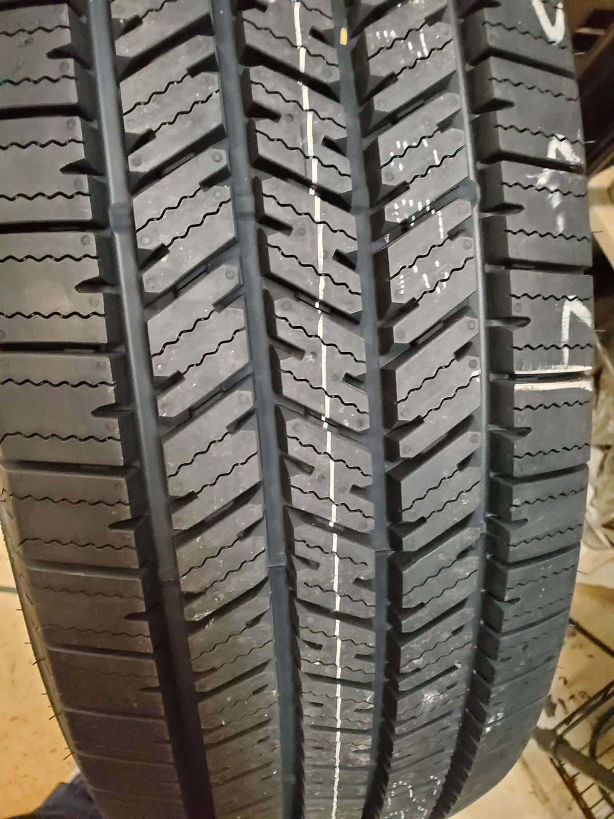 FIRESTONE TRANSFORCE HT2 BSW LT 265 70 18 124/121R 10PLY ALL SEASON TIRE 013869