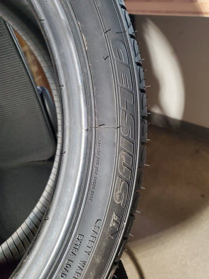 TOYO CELSIUS II BSW P 215 45 18 93V XL ALL WEATHER TIRE 243770